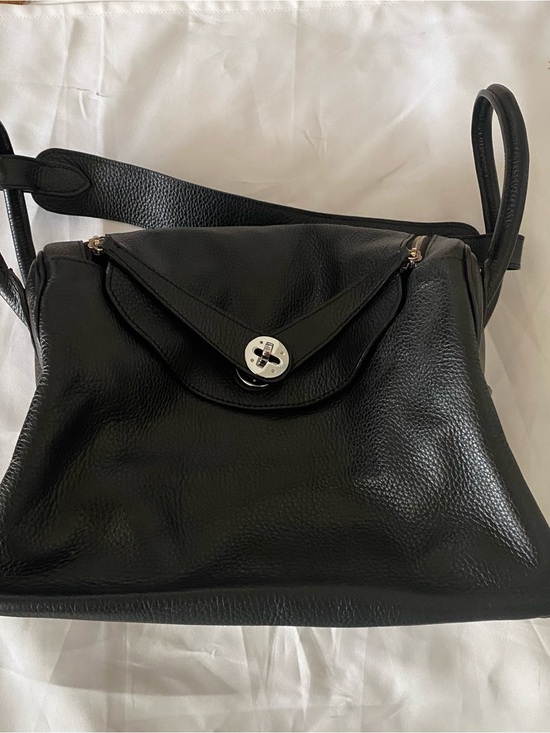 Handbags - Black Leather Shoulder Lindy Bag - sliver metal accessories